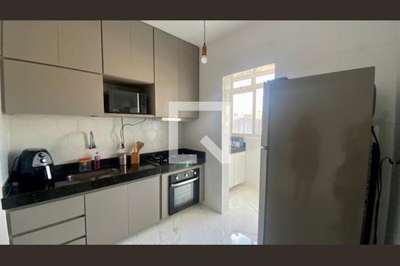 Cozinha de apartamento à venda com 3 quartos, 84m² em Padre Eustáquio, Belo Horizonte