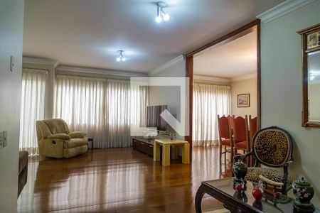 Sala de casa à venda com 4 quartos, 350m² em Cidade Vargas, São Paulo