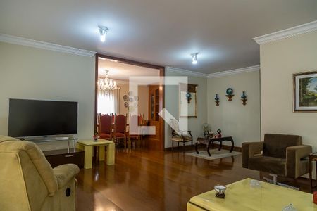 Sala de casa à venda com 4 quartos, 350m² em Cidade Vargas, São Paulo