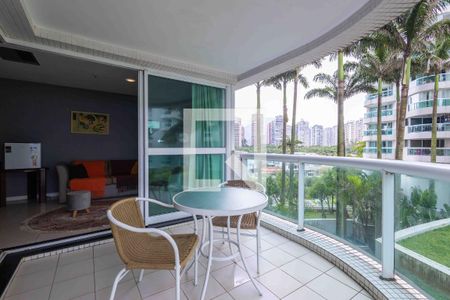 Varanda de kitnet/studio para alugar com 1 quarto, 52m² em Barra da Tijuca, Rio de Janeiro