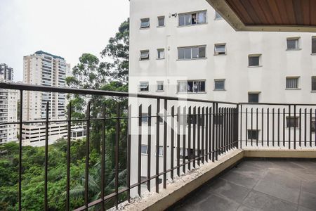Varanda de apartamento à venda com 4 quartos, 130m² em Jardim Ampliacao, São Paulo