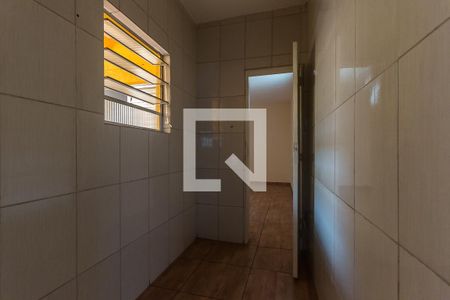 Corredor de apartamento para alugar com 1 quarto, 45m² em Jardim Pinheiro, Poá