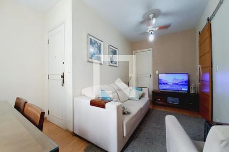 Sala de apartamento à venda com 2 quartos, 70m² em Cambuí, Campinas
