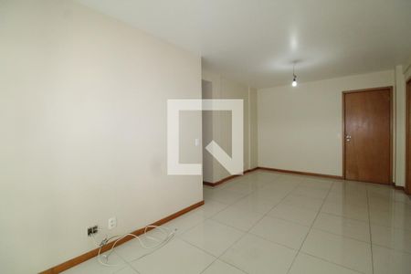 Sala de apartamento para alugar com 2 quartos, 74m² em Freguesia de Jacarepaguá, Rio de Janeiro