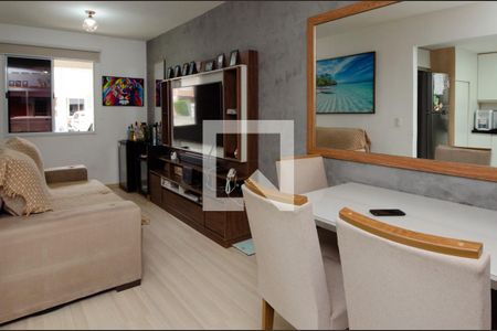 Sala de casa de condomínio à venda com 3 quartos, 85m² em Vargem Pequena, Rio de Janeiro