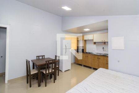 Quarto/Cozinha de casa para alugar com 1 quarto, 33m² em Mathias Velho, Canoas