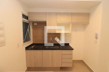 Sala/Cozinha de kitnet/studio para alugar com 0 quarto, 36m² em Vila Azevedo, São Paulo