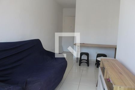 Sala de apartamento para alugar com 2 quartos, 46m² em Jardim das Margaridas, Salvador