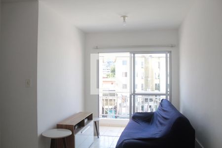 Sala de apartamento para alugar com 2 quartos, 46m² em Jardim das Margaridas, Salvador