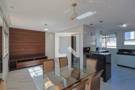 Sala de apartamento para alugar com 3 quartos, 100m² em Santo Agostinho, Belo Horizonte