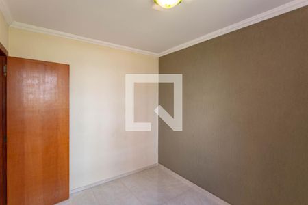 Quarto 1 de apartamento para alugar com 2 quartos, 45m² em Jardim Vitória, Belo Horizonte