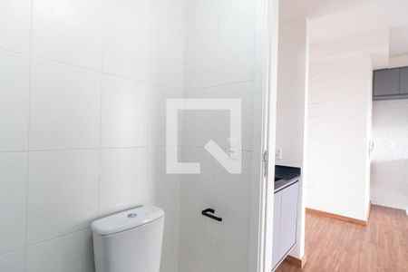 Banheiro de kitnet/studio para alugar com 1 quarto, 37m² em Vila Monte Alegre, São Paulo