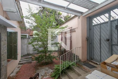 Casa à venda com 196m², 2 quartos e 1 vaga Casa à venda com 196m², 2 quartos e 1 vagaGaragem