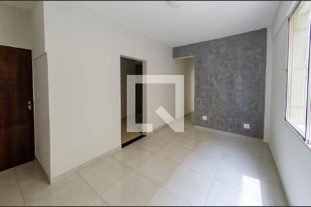 Sala de apartamento à venda com 3 quartos, 63m² em Padre Eustáquio, Belo Horizonte