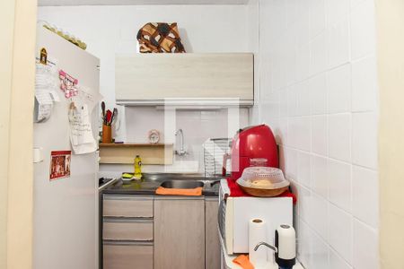 Cozinha e Área de Serviço de apartamento à venda com 2 quartos, 45m² em Passo da Areia, Porto Alegre