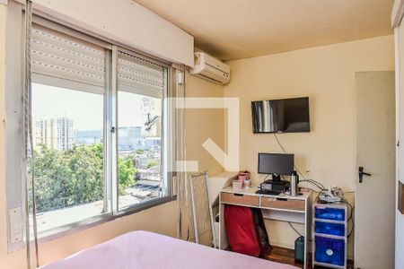Quarto 2 de apartamento à venda com 2 quartos, 45m² em Passo da Areia, Porto Alegre