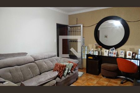 Casa à venda com 125m², 6 quartos e sem vagaSala