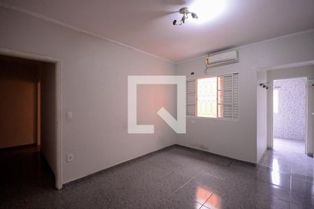 Quarto 2  de casa à venda com 4 quartos, 352m² em Vila Natalia, São Paulo