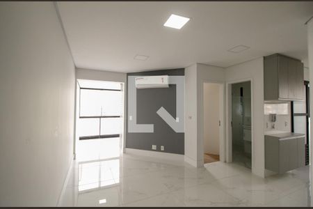 Sala de apartamento para alugar com 2 quartos, 108m² em Indianópolis, São Paulo