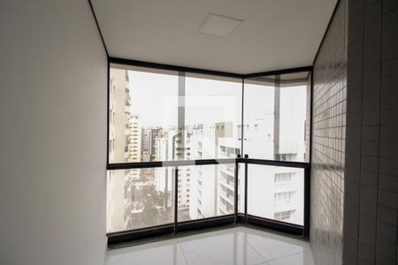 Varanda de apartamento à venda com 2 quartos, 108m² em Indianópolis, São Paulo