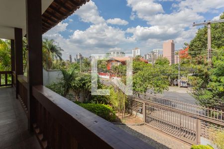 Varanda de casa à venda com 5 quartos, 515m² em Cidade Jardim, Belo Horizonte