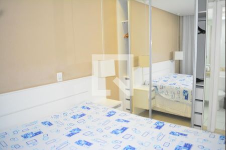 Quarto 2 com banheiro de apartamento para alugar com 2 quartos, 71m² em Piatã, Salvador