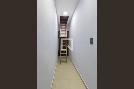 Corredor de casa à venda com 4 quartos, 200m² em Vila Bela, São Paulo