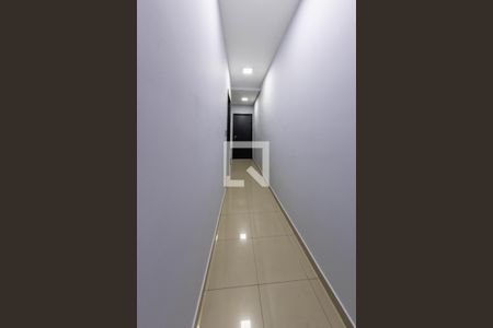 Corredor de casa à venda com 4 quartos, 200m² em Vila Bela, São Paulo