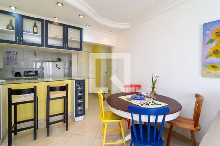 Sala de apartamento à venda com 2 quartos, 77m² em Vila Romero, São Paulo