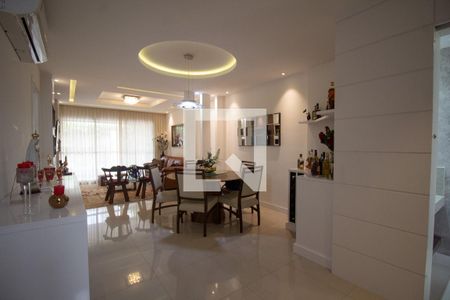 Sala de casa à venda com 4 quartos, 244m² em Recreio dos Bandeirantes, Rio de Janeiro