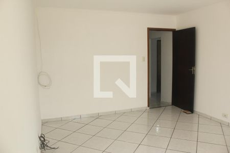 Sala de casa à venda com 5 quartos, 219m² em Jardim Regis, São Paulo