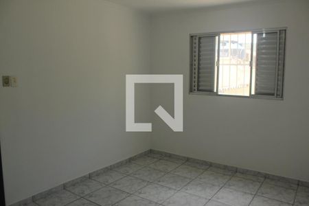 Quarto 1 de casa à venda com 5 quartos, 219m² em Jardim Regis, São Paulo