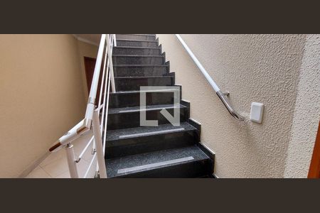 Apartamento para alugar com 92m², 2 quartos e 1 vaga Apartamento para alugar com 92m², 2 quartos e 1 vagaEscada Cobertura