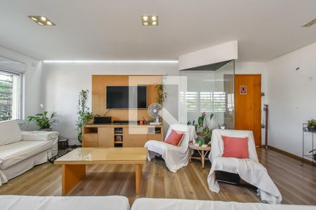 Sala de casa à venda com 3 quartos, 360m² em Perdizes, São Paulo