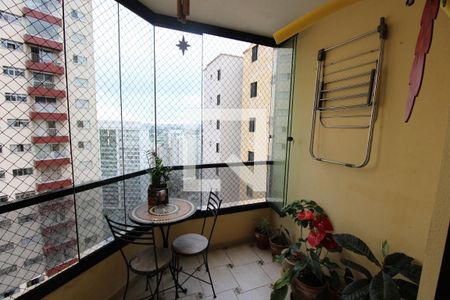 Sala - Varanda de apartamento à venda com 2 quartos, 81m² em Santa Teresinha, São Paulo