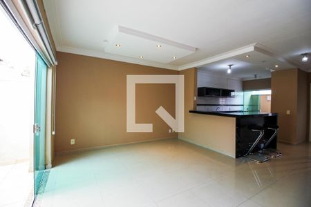 Sala de casa de condomínio para alugar com 3 quartos, 102m² em Boa Vista, Sorocaba