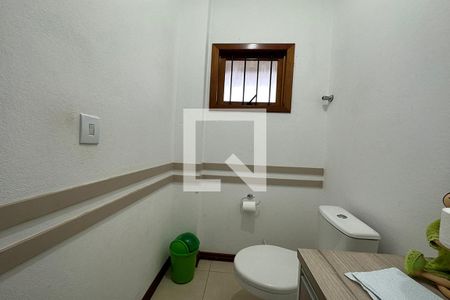 Banheiro de casa à venda com 3 quartos, 140m² em Feitoria, São Leopoldo