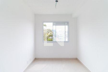 Sala de apartamento para alugar com 1 quarto, 34m² em Jardim Itacolomi, São Paulo