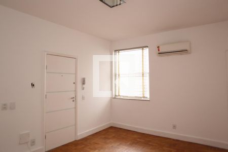 Apartamento à venda com 70m², 2 quartos e sem vagaSala