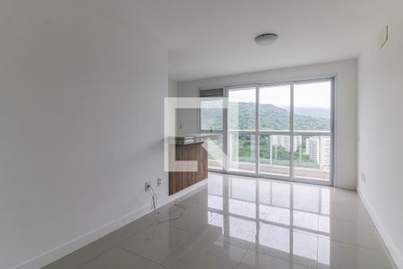 Sala de apartamento à venda com 2 quartos, 79m² em Barra da Tijuca, Rio de Janeiro