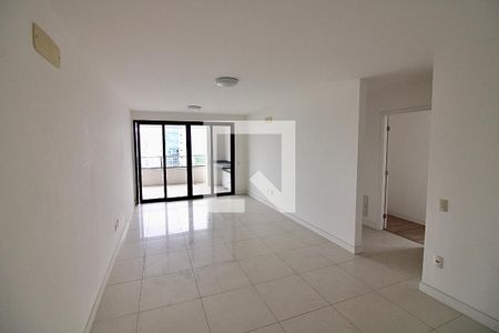 Sala de apartamento para alugar com 4 quartos, 131m² em Barra da Tijuca, Rio de Janeiro