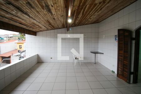 Casa para alugar com 300m², 2 quartos e 2 vagas Casa para alugar com 300m², 2 quartos e 2 vagasÁrea de Lazer / Varanda