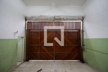 Casa para alugar com 300m², 2 quartos e 2 vagas Casa para alugar com 300m², 2 quartos e 2 vagasGaragem