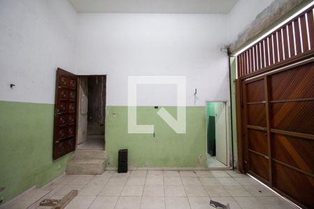 Casa para alugar com 300m², 2 quartos e 2 vagas Casa para alugar com 300m², 2 quartos e 2 vagasGaragem