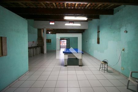 Casa para alugar com 300m², 2 quartos e 2 vagas Casa para alugar com 300m², 2 quartos e 2 vagasÁrea de Lazer