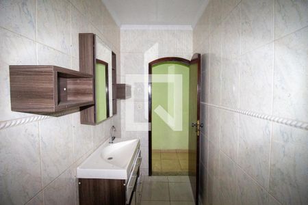 Casa para alugar com 300m², 2 quartos e 2 vagas Casa para alugar com 300m², 2 quartos e 2 vagasBanheiro