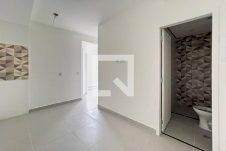 Sala e cozinha de apartamento à venda com 2 quartos, 25m² em Vila Monumento , São Paulo