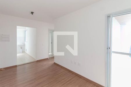 Sala de apartamento para alugar com 2 quartos, 80m² em Buritis, Belo Horizonte