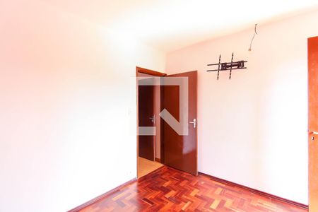 Quarto 1 de casa para alugar com 2 quartos, 75m² em Vila Canero, São Paulo