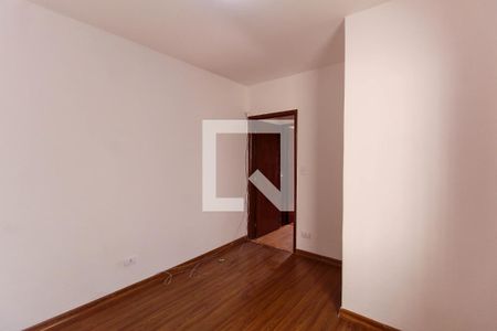 Quarto 2 de casa para alugar com 2 quartos, 75m² em Vila Canero, São Paulo